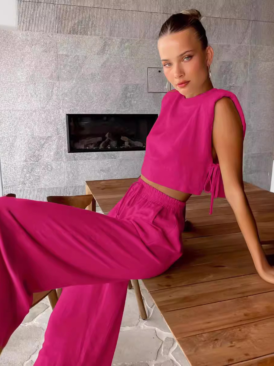 Fashionable Women's Two-Piece  - огляд і ціна Shoulder Pad Set In