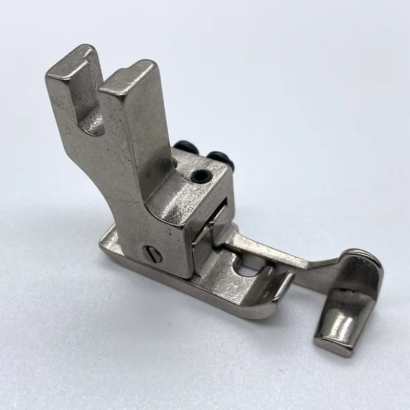 810 Straw Hat Presser Foot, Ed - огляд і ціна Rolled Hem Foot