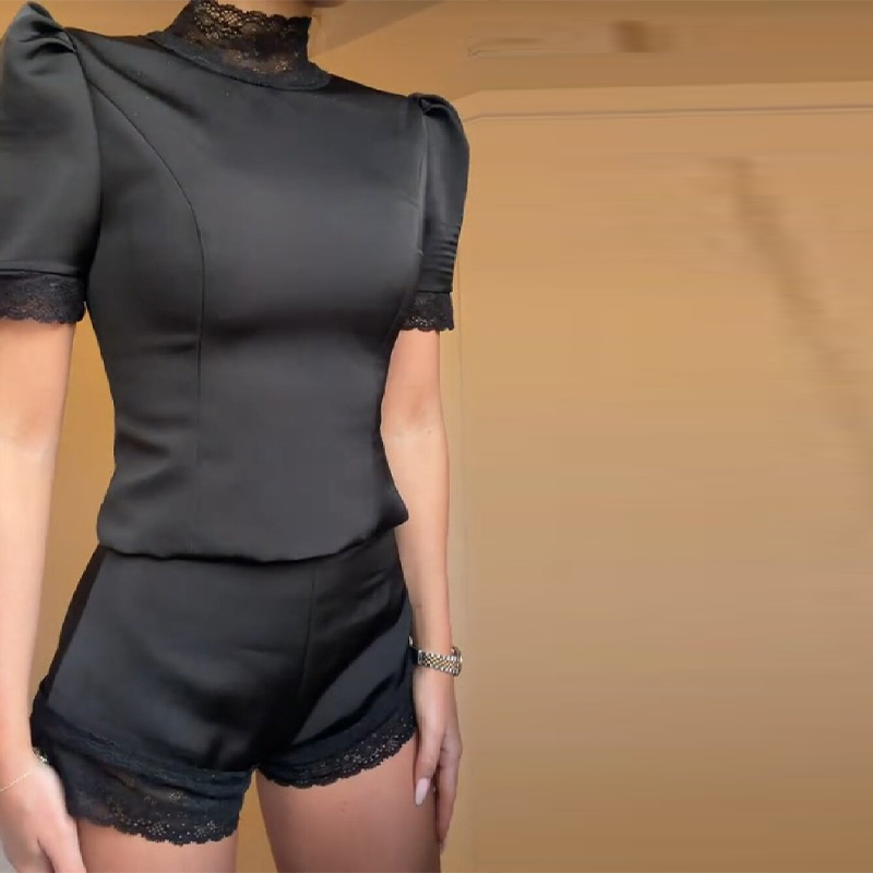 New Satin Lace Edge Top Short  - огляд і ціна Shoulder Pad Set In